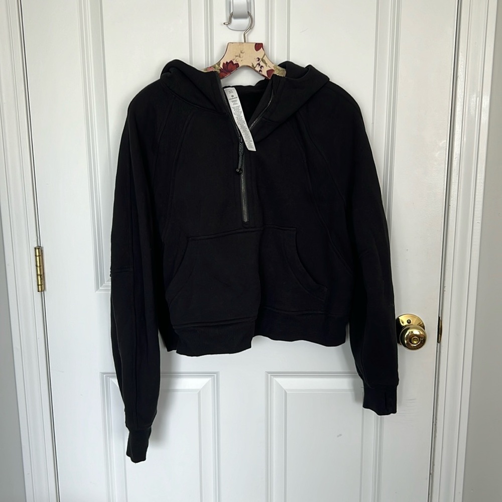 Lululemon 1/2 zip scuba pullover